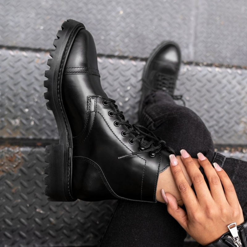 Thursday Boots Captain Schnürstiefel Damen Schwarz | Österreich-72948YTAH